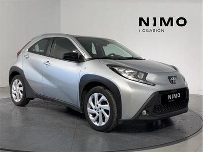 Usado Toyota Aygo X Play 72 CV (52 kW) 2024 Blanco classic SUV
