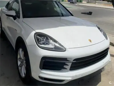 Usado Porsche Cayenne 462 CV (339 kW) 2021 Blanco SUV