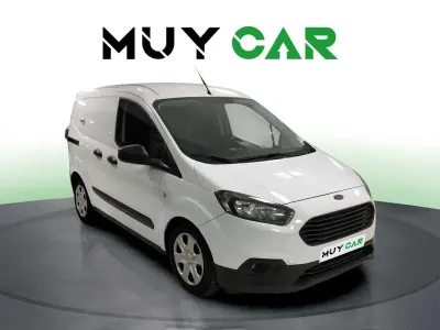 Usado Ford Transit Trend 102 CV (75 kW) 2023 Blanco Van