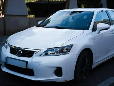Occasion Lexus CT200h 136 PK (100 kW) 2013 Wit Sedan