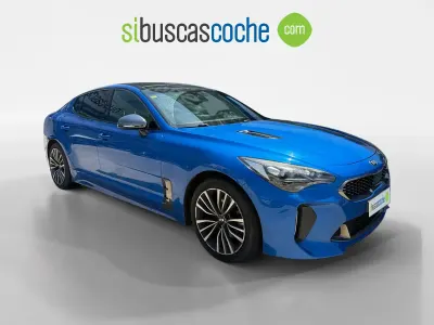 Usado Kia Stinger GT-Line 200 CV (147 kW) 2018 Azul Utilitario