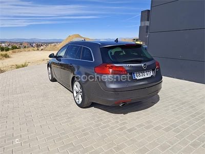Marrón Usado 2010 Opel Insignia Sport Familiar | 5490 € (Precio justo)