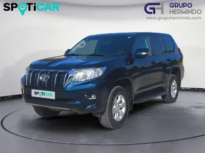 Begagnad Toyota Land Cruiser 204 HK (150 kW) 2020 Blå SUV