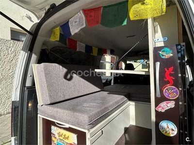 Usado VW Caddy Maxi Trendline 150 CV (110 kW) 2016 Blanco Monovolumen