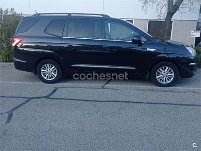 Usado Ssangyong (KGM) Rodius Limited 155 CV (114 kW) 2016 Negro Monovolumen