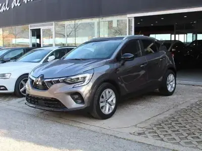 Usado Mitsubishi ASX Spirit 100 CV (73 kW) 2023 Gris SUV