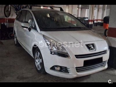 Usado Peugeot 5008 112 CV (82 kW) 2012 Blanco Monovolumen