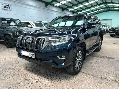 Usado Toyota Land Cruiser Limited 177 CV (130 kW) 2018 Azul SUV