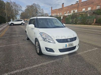 Usado Suzuki Swift GLX 75 CV (55 kW) 2011 Blanco Utilitario