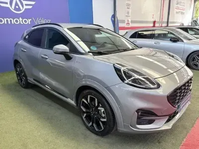 Usado Ford Puma ST-Line X 155 CV (114 kW) 2023 Gris / plata SUV