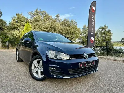 Usado VW Golf VII Advance 125 CV (91 kW) 2015 Azul Berlina