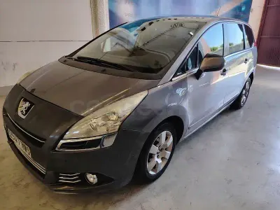 Usado Peugeot 5008