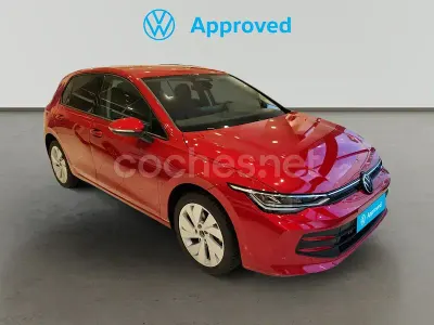Nouvelle VW Golf VIII Match 204 ch (150 kW) 2025 Rouge Berline