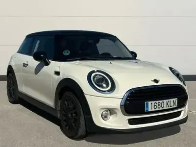Usado Mini Cooper D 116 CV (85 kW) 2018 Beige Utilitario