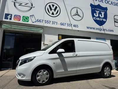 Usado Mercedes Vito 136 CV (100 kW) 2021 Blanco Van