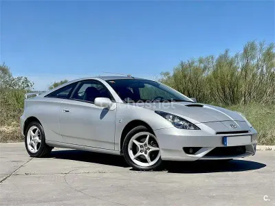 Usado Toyota Celica 143 CV (105 kW) 2005 Gris / plata Coupe