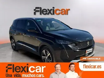 Usado Peugeot 5008 Allure 130 CV (95 kW) 2024 Negro SUV