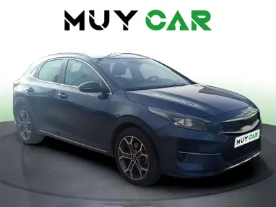 Usado Kia XCeed 116 CV (85 kW) 2020 Gris / plata SUV