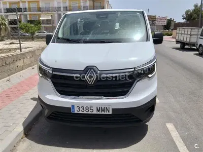 Usado Renault Trafic Equilibre 150 CV (110 kW) 2024 Blanco Monovolumen