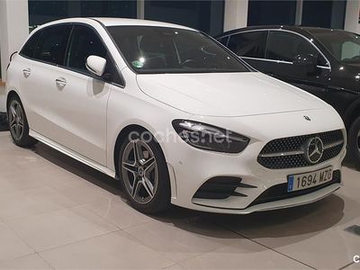 Blanco Usado 2025 Mercedes B200 Monovolumen | 34.990 € (Un poco caro)
