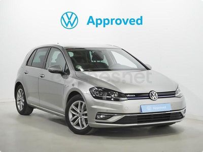 Usado VW Golf VII Advance 131 CV (96 kW) 2019 Gris / plata Berlina