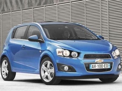 Usado Chevrolet Aveo LT 101 CV (74 kW) 2011 Blanco Utilitario