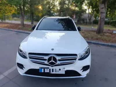 Usado Mercedes GLC250 204 CV (150 kW) 2017 Blanco SUV