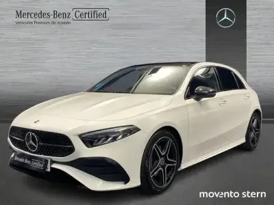 Käytetty Mercedes A180 Advanced 136 HP (100 kW) 2025 Valkoinen Viistoperä