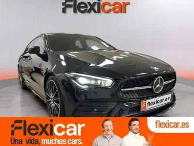 Occasion Mercedes CLA200 Shooting Brake 163 PK (119 kW) 2021 Zwart Stationwagen