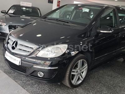 Mercedes B180