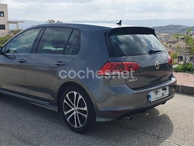 Usado VW Golf VII Sportline 110 CV (80 kW) 2015 Gris / plata Berlina