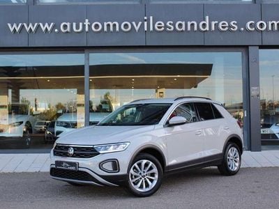 Usado VW T-Roc Life 150 CV (110 kW) 2022 Beige SUV