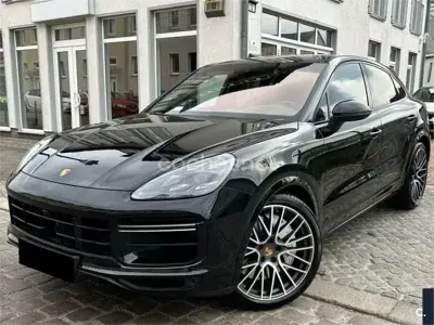 Usado Porsche Cayenne GTS 460 CV (338 kW) 2019 Negro SUV