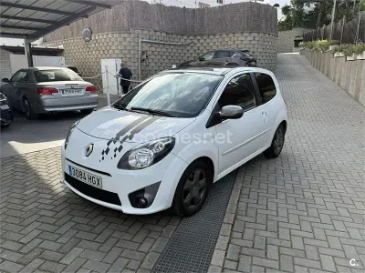 Usado Renault Twingo Evolution 75 CV (55 kW) 2011 Blanco Utilitario
