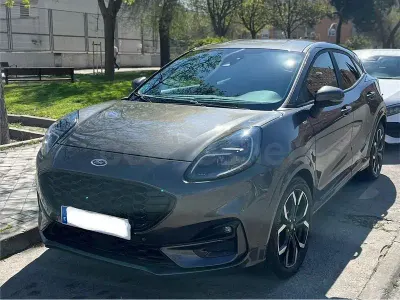 Usado Ford Puma ST-Line X 125 CV (91 kW) 2023 Gris / plata SUV