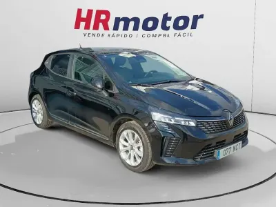 Usado Renault Clio Evolution 101 CV (74 kW) 2025 Negro Utilitario