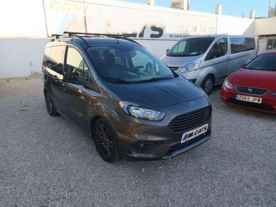 Usado Ford Tourneo Sport 102 CV (75 kW) 2018 Gris Van