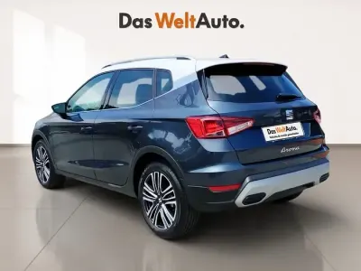 Usado Seat Arona Xperience 116 CV (85 kW) 2025 Gris SUV