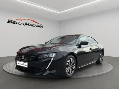 Usado Peugeot 508 Allure 130 CV (95 kW) 2022 Negro Berlina