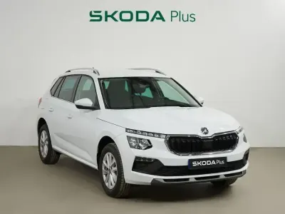 Usado Skoda Kamiq Selection 116 CV (85 kW) 2025 Blanco SUV
