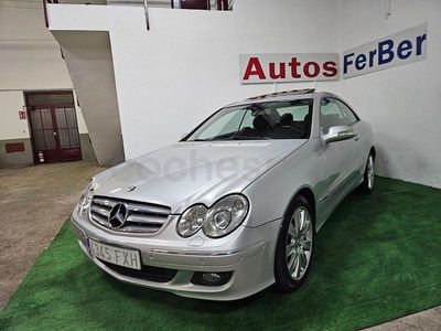 Gris / plata Usado 2008 Mercedes CLK320 Elegance Coupe | 9900 € (Precio justo)