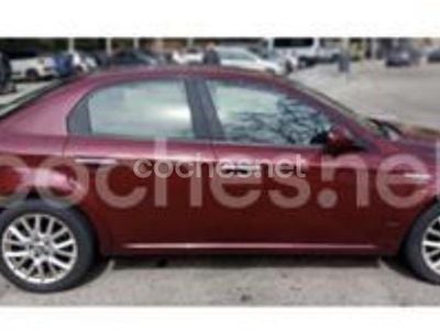 Usado Alfa Romeo 159 185 CV (136 kW) 2006 Granate Berlina