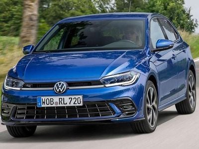 Begagnad VW Polo 75 HK (55 kW) 2016 Svart Halvkombi
