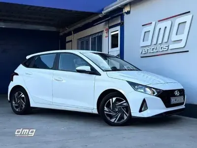 Begagnad Hyundai i20 100 HK (73 kW) 2022 Vit Halvkombi
