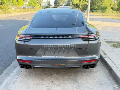 Usado Porsche Panamera Turbo 520 CV (382 kW) 2017 Gris / plata Utilitario