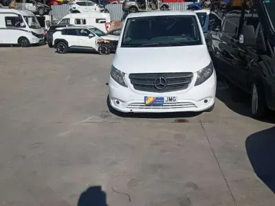 Usado Mercedes Vito 114 CV (83 kW) 2015 Blanco Van