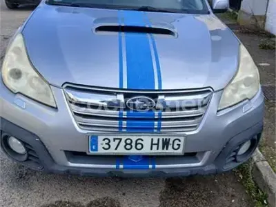 Usado Subaru Legacy 150 CV (110 kW) 2014 Gris / plata Familiar