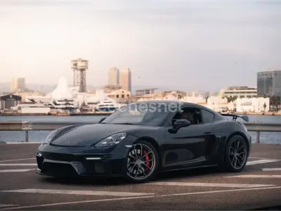 Usado Porsche 718 Cayman GT4 420 CV (308 kW) 2020 Negro Coupe