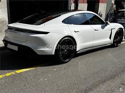 Eléctrico Usado 2020 Porsche Taycan Turbo S Berlina | 74.900 €