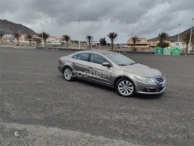 Usado VW Passat 160 CV (117 kW) 2009 Beige Berlina